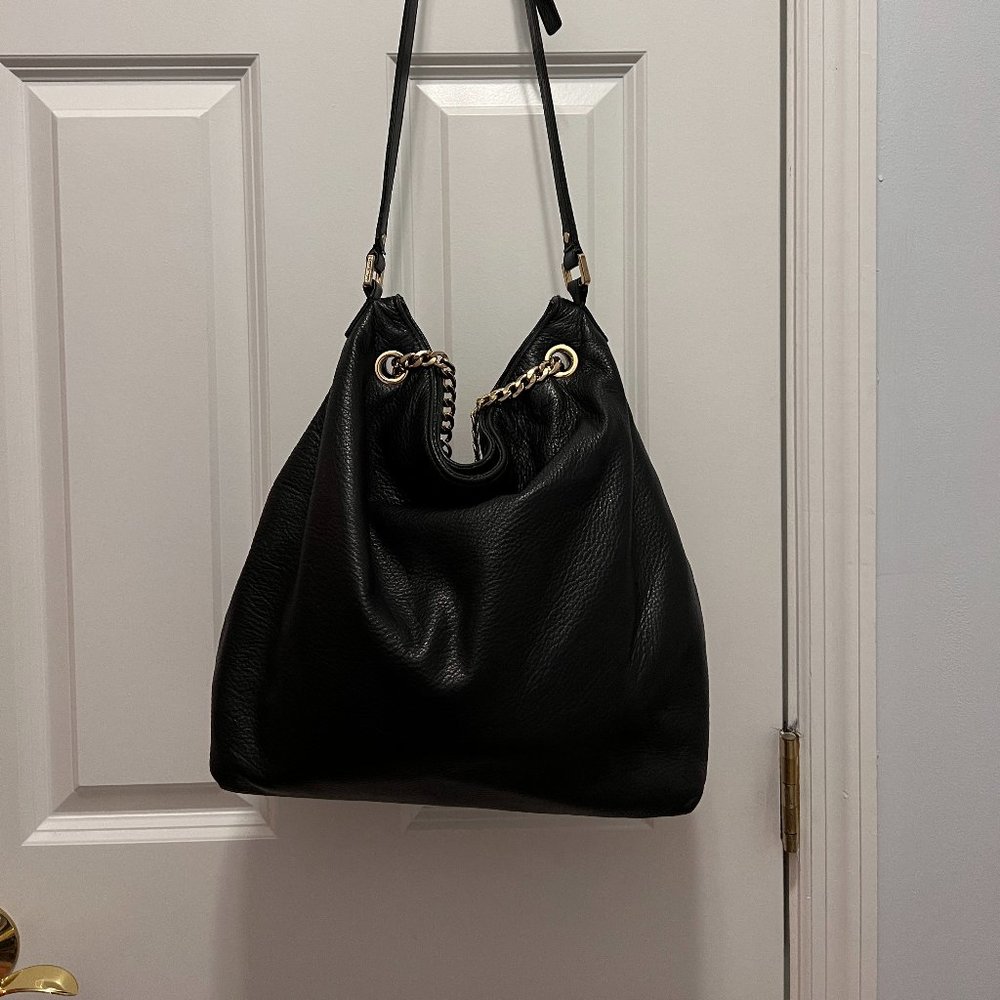 Micheal Kors black leather 2 way purse - Picture 3 of 16